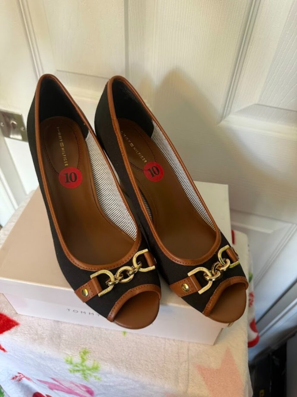 Tommy Hilfiger Tawnisha Peep Toe Canvas Cork Wedge Heels Black Women's Sz 10 M